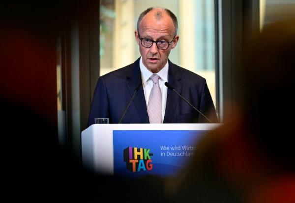 Le chancelier allemand Friedrich Merz lors d'un événement organisé par la Chambre allemande de commerce et d'industrie (DIHK) à Berlin le 7 mai à Berlin