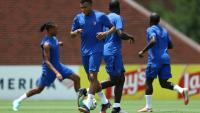 Les joueurs de l'équipe de France et Kylian Mbappé lors d'une séance d'entraînement sur les installations du University Park, à Dallas, le 13 juillet 2026, à la veille d'affronter l'Espagne 