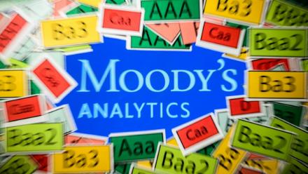 Moody's classe encore la France parmi les dettes de bonne qualité, avec une note Aa3, quand Fitch et Standard & Poor's lui accordent seulement A+ depuis l'automne