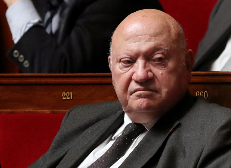 André Santini à l'Assemblée nationale le 8 juin 2016, à Paris