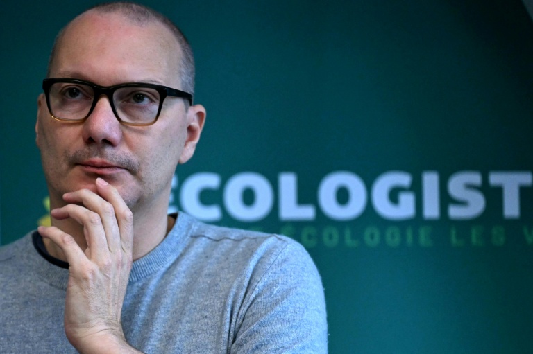 L'écologiste David Cormand lors d'une conférence de presse pour sa candidature aux élections européennes, le 30 avril 2024 à Paris 