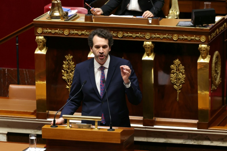 Le député LFI Bastien Lachaud lors d'un débat sur la situation au Moyen-Orient à l'Assemblée nationale, le 25 mars 2026 à Paris