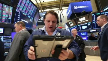 Des opérateurs à la Bourse de New York le 20 avril 2026.