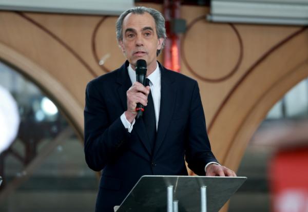 Philippe Dessertine, candidat sans étiquette aux municipales à Bordeaux, le 26 février 2026, à Bordeaux