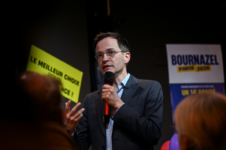 Pierre-Yves Bournazel (Horizons), en réunion de campagne à Paris, le 10 mars 2026