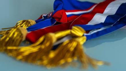 Une écrasante majorité de Français ne considèrent pas l'étiquette politique du maire comme un critère très important de leur choix électoral, selon une étude