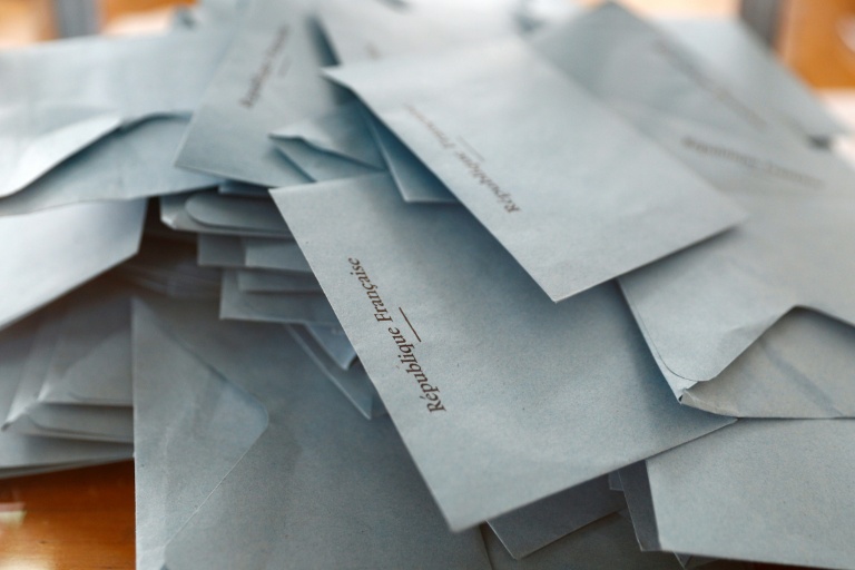 Lancés à l'assaut des municipales, le RN et LFI vont envoyer des députés en nombre aux élections de mars, en tablant sur leur notoriété pour s'implanter durablement dans les villes