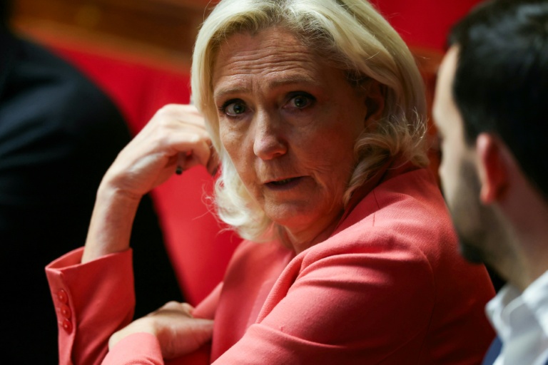 Marine Le Pen, présidente du groupe parlementaire du Rassemblement national, à l'Assemblée nationale, à Paris, le 25 février 2026