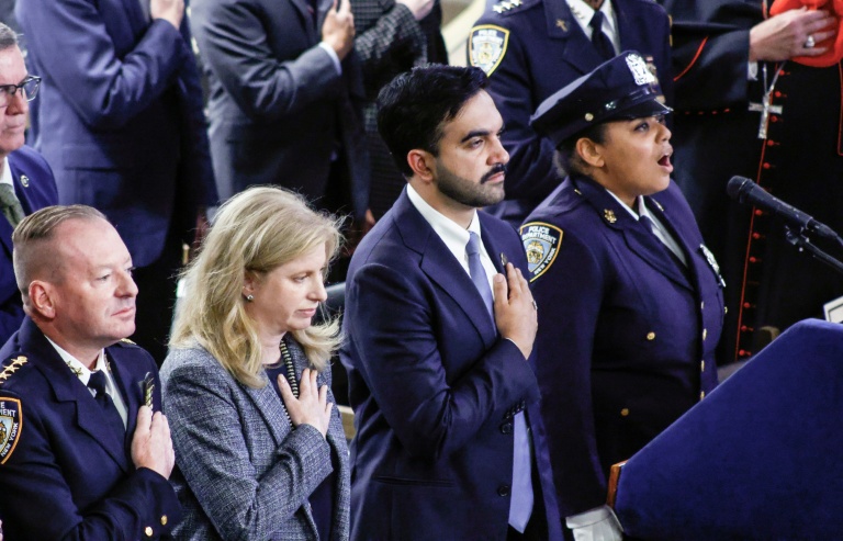 Le maire de New York Zohran Mamdani et la cheffe de la police Jessica Tisch lors d'une cérémonie commémorant le 11-Septembre à New York, le 9 septembre 2026.