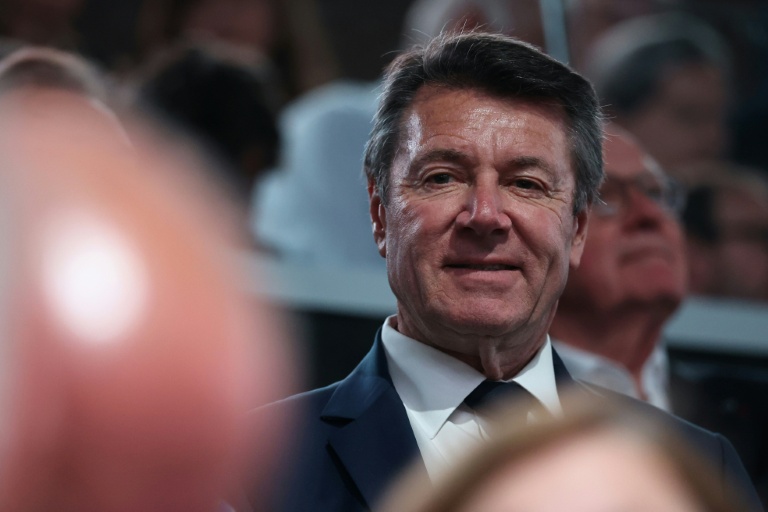 L'ancien maire de Nice Christian Estrosi assiste à un meeting d'Edouard Philippe à Paris le 5 juillet 2026 