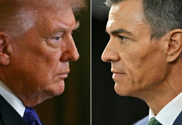 Combinaison d'images créée le 4 mars 2026 du président américain Donald Trump le 20 février 2026 à Washington et du Premier ministre espagnol Pedro Sanchez à Montevideo, le 22 juillet 2025 