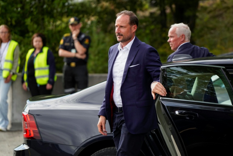 Le prince héritier Haakon photographié à Drammen, au sud-ouest d'Oslo, en Norvège, le 19 juillet 2026.
