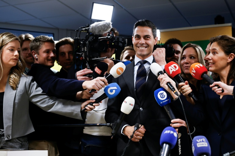 Le dirigeant centriste néerlandais Rob Jetten lors d'une conférence de presse à La Haye, le 30 octobre 2025