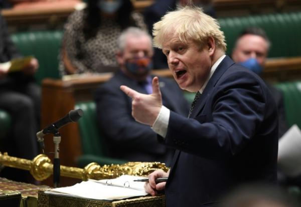 Le Premier ministre britannique Boris Johnson, le 25 janvier 2022 devant le parlement à Londres