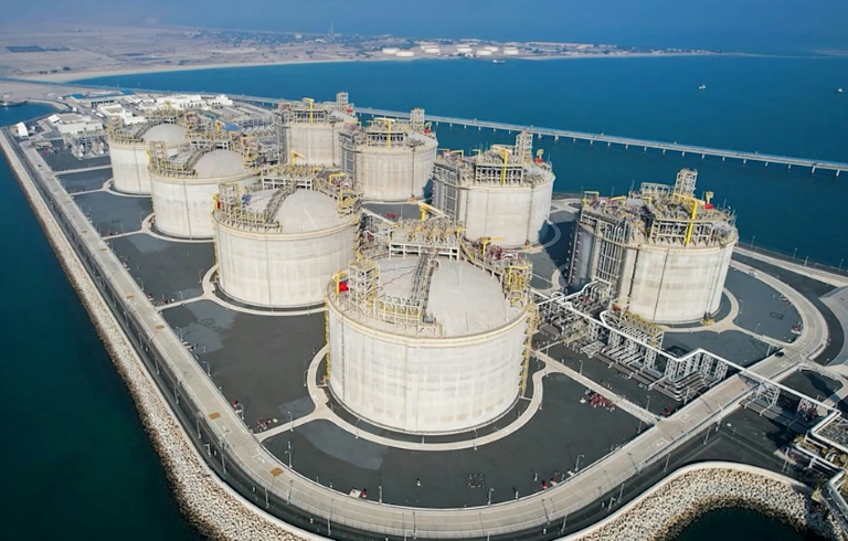 Photo non datée, fournie par la Kuwait Petroleum Corporation (KPC), le 13 août 2026, montrant une installation pétrolière à Koweït City