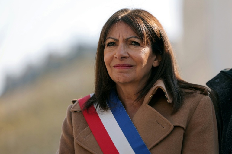 La maire sortante de Paris Anne Hidalgo assiste à une cérémonie, à Paris, le 20 mars 2026