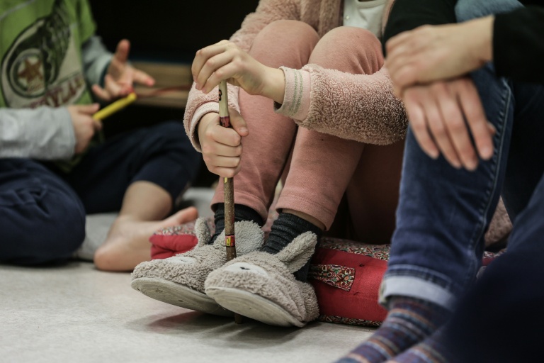 Pour l'opposition municipale, revenir à la semaine de 4 jours, comme l'ont fait 90% des communes, avec la suppression des TAP et la concentration du temps périscolaire le mercredi, est la seule solution pour garantir un 