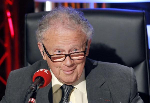 Philippe Bouvard dans les studios de RTL à Paris lors d'une émission des "Grosses têtes" le 29 mars 2010