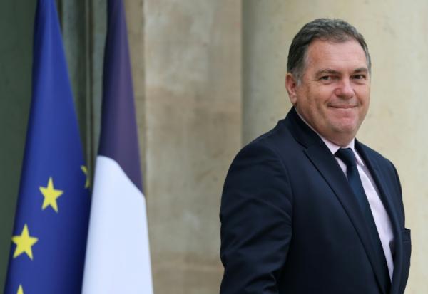 Le ministre des Transports, Philippe Tabarot, sur le perron de l'Elysée, le 16 juillet 2025 à Paris