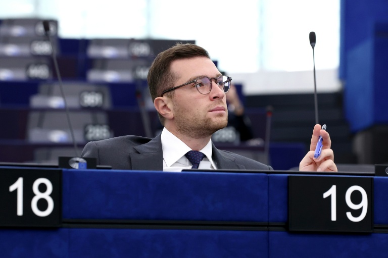 Jordan Bardella au Parlement européen à Strasbourg le 22 octobre 2025