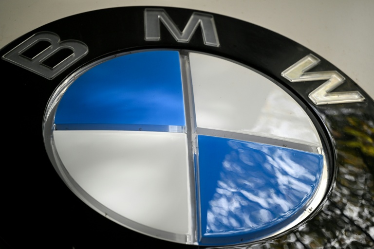 Face à la concurrence chinoise et aux tensions commerciales, BMW compte sur le lancement de nouveaux modèles d'ici 2027 pour se relancer