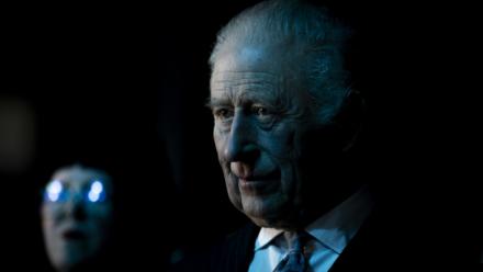 Le roi Charles III lors d'une visite dans des studios d'enregistrement à  Dagenham, près de Londres, le 18 février 2026