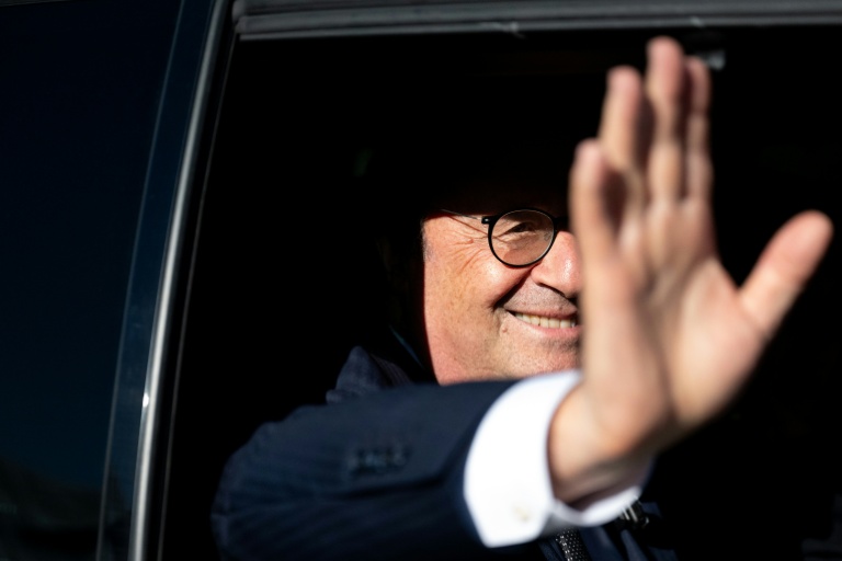 L'ancien président François Hollande à Saint-Malo le 28 octobre 2026