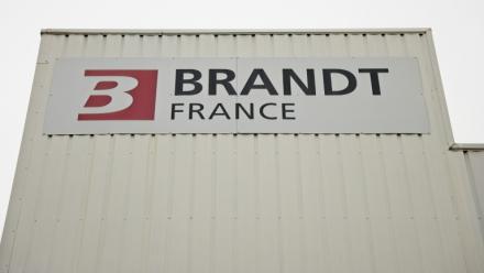 L'Etat s'est dit "prêt" lundi à apporter cinq millions d'euros dans un projet de reprise en Scop du groupe d'électroménager Brandt, dont l'avenir est incertain depuis son placement en redressement judiciaire