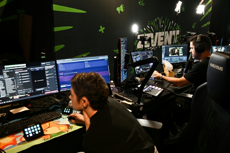Des streamers participent au ZEvent, un événement caritatif de collecte de fonds organisé sur trois jours de diffusion en direct, à Montpellier, le 5 septembre 2026