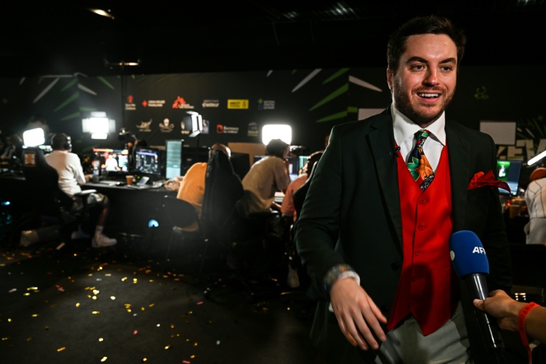 Le streamer Adrien Nougaret, connu sous le nom de Zerator et fondateur du ZEvent, répond aux questions d'un journaliste, le 5 septembre 2026 à Montpellier 