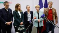 Olivier Faure, Marine Tondelier, Lucie Castets, Clémentine Autain et François Ruffin lors d'une conférence de presse le 15 novembre 2025 à Trappes, dans les Yvelines