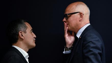 Gérald Darmanin, alors ministre de  l'Intérieur, et Edouard Philippe le 30 avril 2024 à Paris