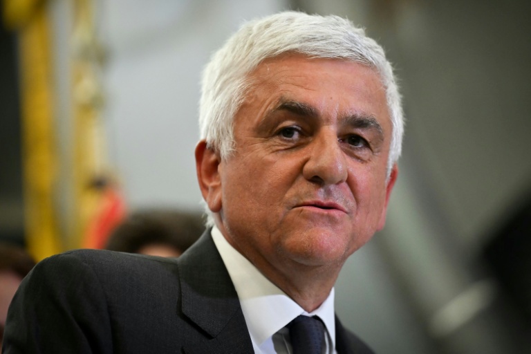 Le président de la région Normandie Hervé Morin le 13 juin 2025, à Vernon dans l'Eure