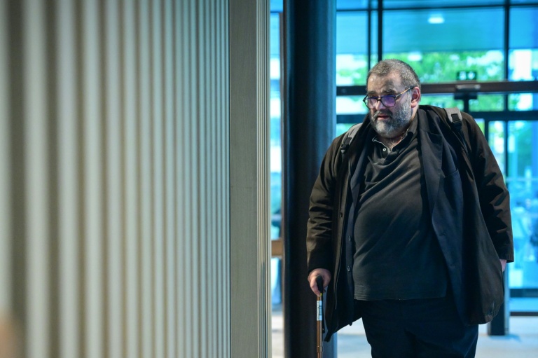 L'ancien directeur de cabinet du maire de Saint-Etienne, Pierre Gauttieri, arrive au tribunal de Lyon, le 22 septembre 2025 