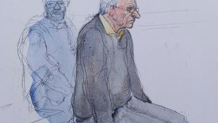 Croquis d'audience représentant l'ex-chirurgien pédocriminel Joël Le Scouarnec à son procès, le 23 mai 2025 à Vannes