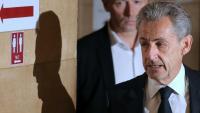 L'ancien président Nicolas Sarkozy arrive au palais de justice de Paris, le 7 avril 2026, pour son procès en appel dans l'affaire d'un financement libyen présumé de sa campagne présidentielle de 2007