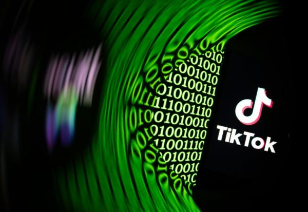 Le régulateur britannique des télécommunications a annoncé jeudi une enquête contre TikTok pour déterminer si le réseau social a manqué à ses obligations de "protection des enfants contre l'exposition à des contenus nuisibles"