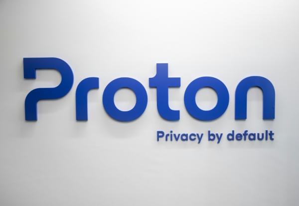 Proton lance un observatoire sur la cybercriminalité sur le dark web