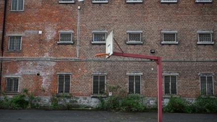 La prison désaffectée de Forest, à Bruxelles, le 31 mars 2026