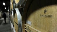 Des fûts de cognac Rémy Martin, marque appartenant à Rémy Cointreau, dans une cave à Cognac, le 10 avril 2014