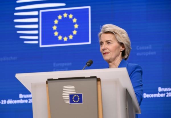La présidente de la Commission européenne, Ursula von der Leyen, à Bruxelles le 19 décembre 2025.