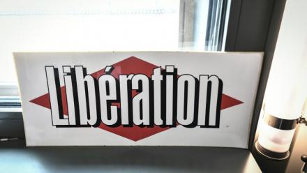 Le "grand oral" de Nicolas Barré prévu lundi pour présenter son projet à la tête de Libération a été reporté sur fond d'opposition de la rédaction à l'arrivée du journaliste passé par Le Figaro et Les Echos