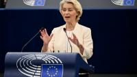 Ursula von der Leyen a dévoilé mercredi des propositions très attendues pour protéger les enfants et adolescents en ligne en Europe