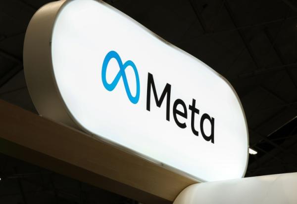 Meta a de nouveau transigé avec une cliente.