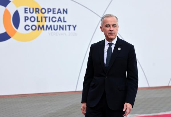 Le Premier ministre canadien Mark Carney à son arrivée au 8e sommet de la Communauté politique européenne le 4 mai 2026 à Erevan