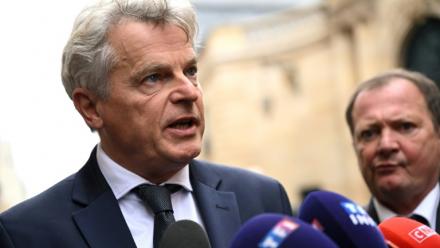 Le secrétaire national du parti communiste Fabien Roussel, à Matignon, Paris, le 8 octobre 2025