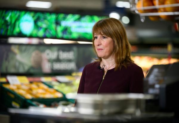 La ministre des Finances britannique Rachel Reeves le 19 novembre 2025 à Londres, en Angleterre