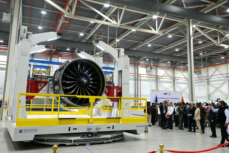 Un moteur Leap lors de l'inauguration par le groupe français Safran, à Hyderabad en Inde, d'un centre de maintenace dédié, le 26 novembre 2025