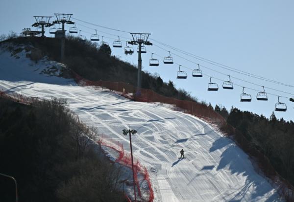 Une des pistes de la station de ski de Lianhuashan, en périphérie de Pékin, l e 16 février 2026 en Chine