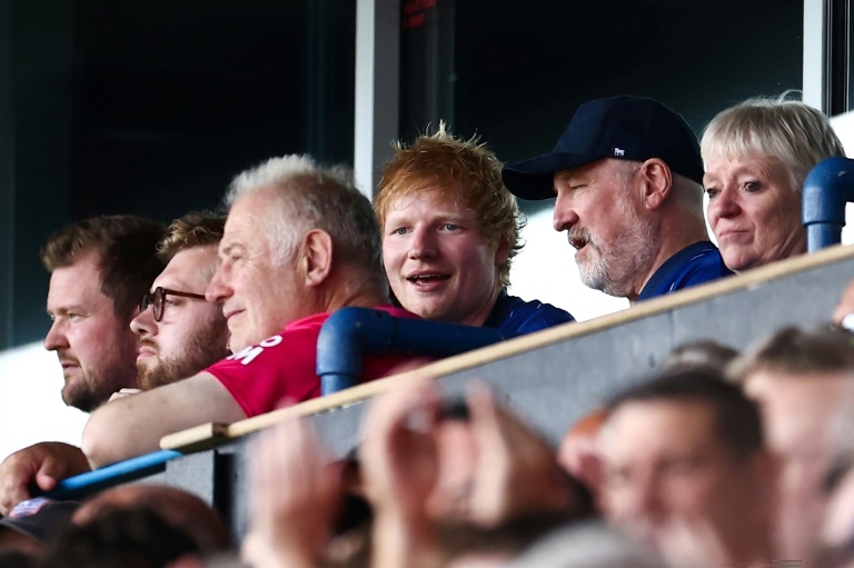 Le chanteur anglais Ed Sheeran lors d'un match entre Ipswich et Liverpool, le 17 août 2024